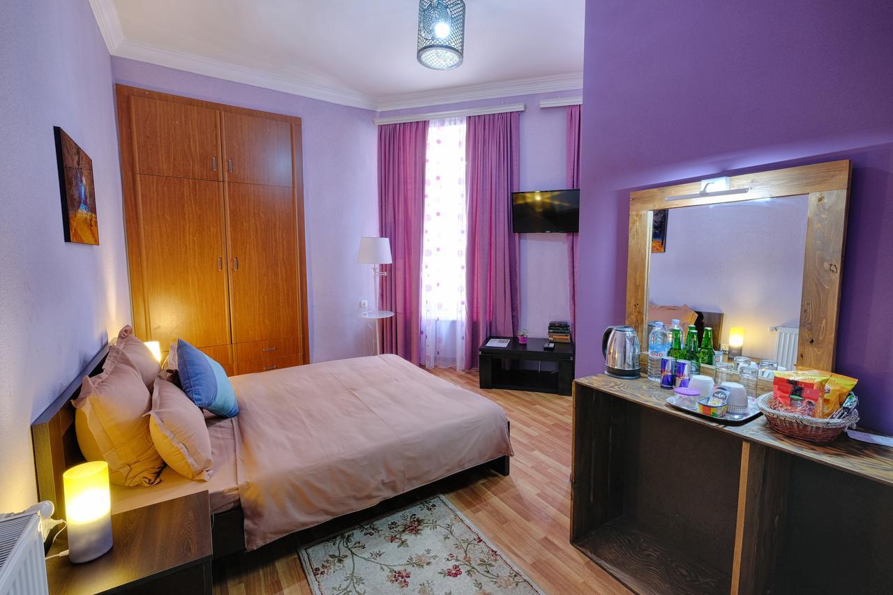 Euphoria Inn Tbilisi Exterior foto